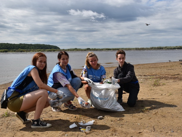 Акция «Вода России» по очистке берегов