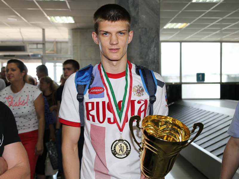 Ступин против Замкового