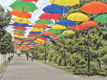 Дождь можно отпугнуть зонтом