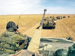 По полю танки грохотали, паромы шли в учебный бой
