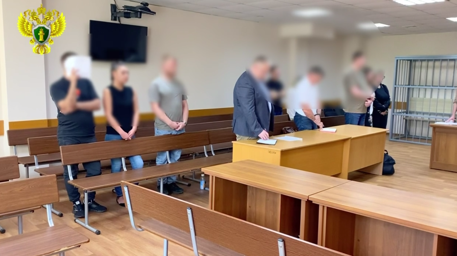В Хабаровске осудили банду за квартирное мошенничество