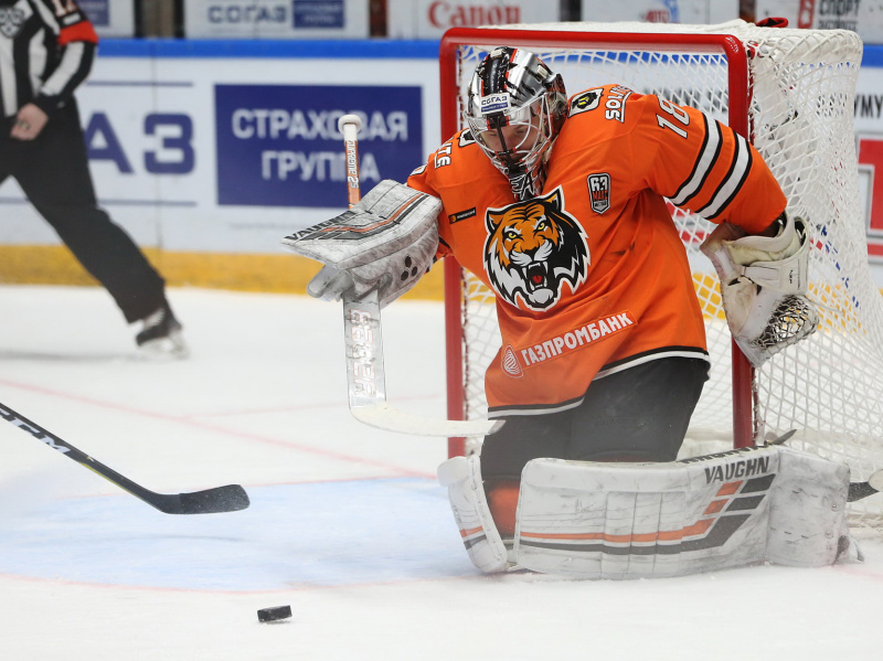 Эй, вратарь, готовься к бою!