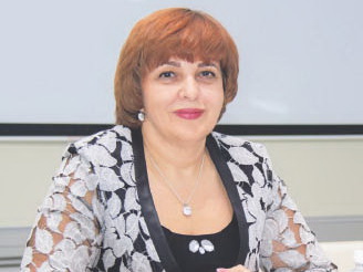 Виктория Хлебникова - министр образования