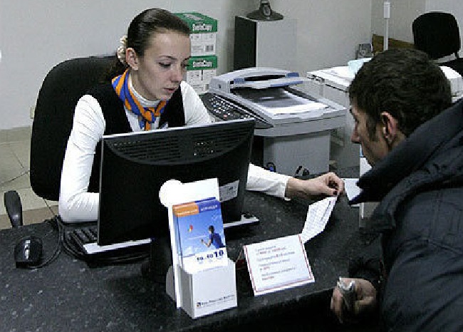 Работники бюджетных организаций чаще получают кредиты, чем самозанятые граждане