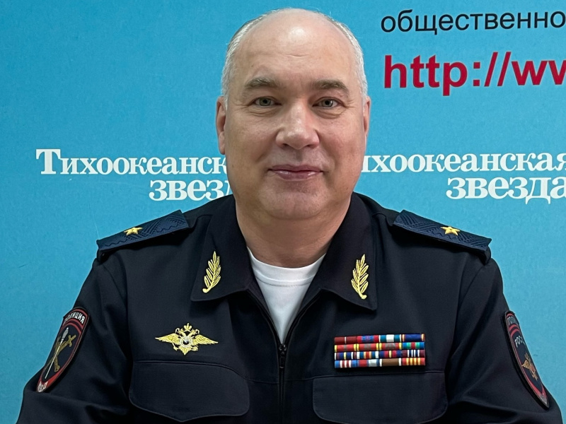 На вопросы читателей ответил генерал-майор Дмитрий Ильичев На вопросы читателей ответил генерал-майор Дмитрий Ильичев