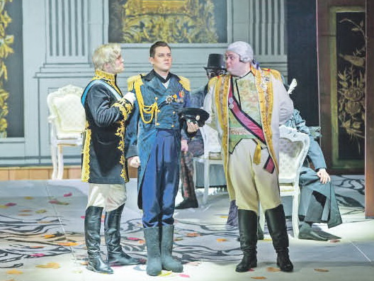 Николай Евсеенко: «Когда зал полон - он и дышит иначе»