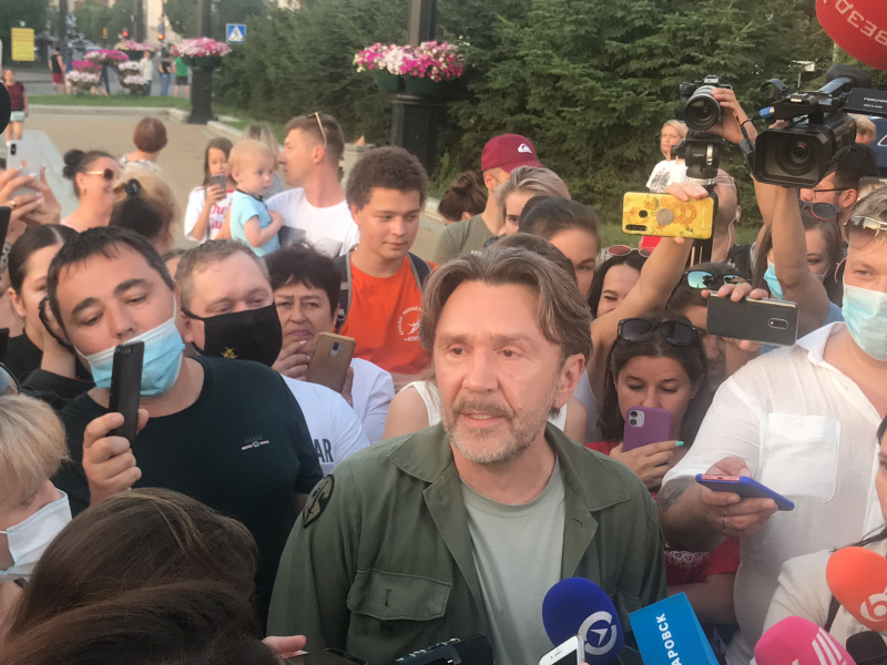 Сергей Шнуров провёл  один день в Хабаровске 