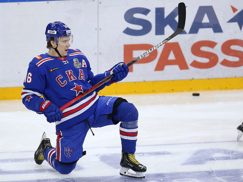 Сергей Плотников возвращается в «Амур»