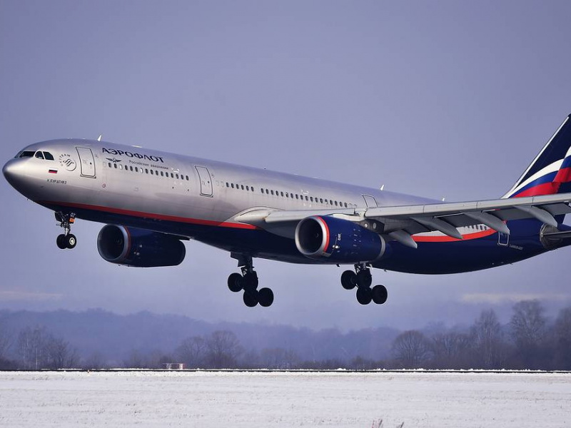 Из-за звонка о бомбе самолёт вернулся в Хабаровск
