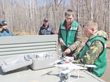 Горит трава, горит трава у дома…