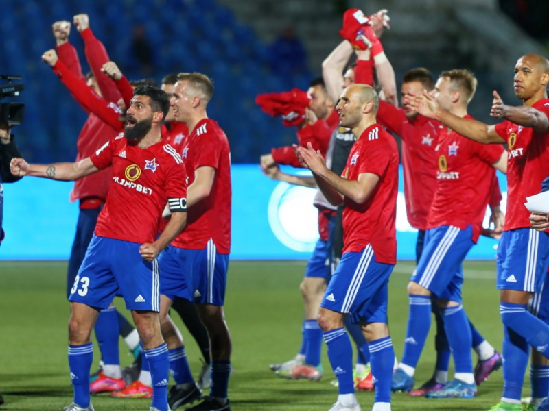 В новый сезон с новой командой?