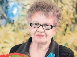 И всё ещё мечтает отправиться «в поле»