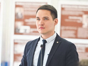 Борьба не партий, а политтехнологов