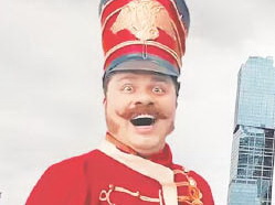 Гарик Харламов станет бравым гусаром