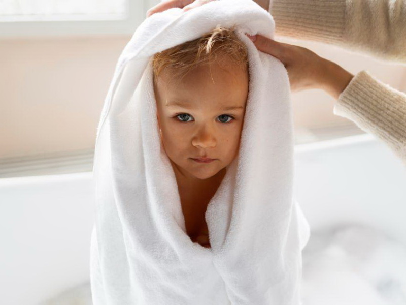 Закаливание: когда начинать и как проводить