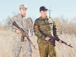 На каникулы в... казарму 