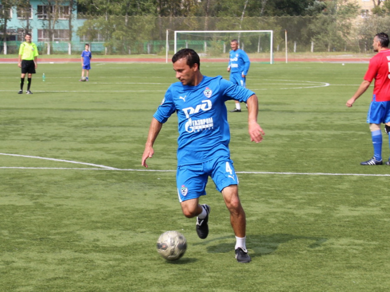 Со школьной парты - в команду мастеров