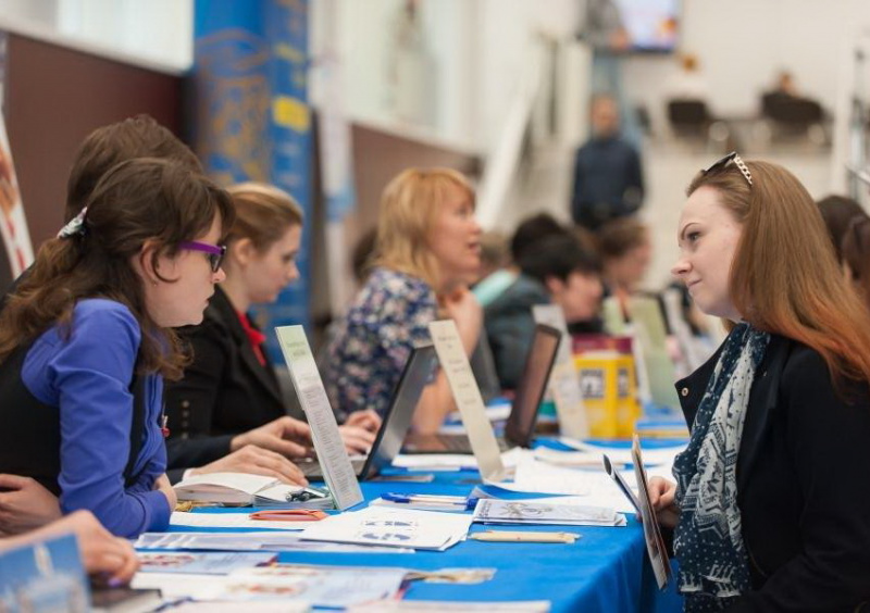 Какие специалисты имеют больше шансов найти место на рынке труда