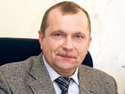 На амурских седых берегах, где зима утопает в снегах