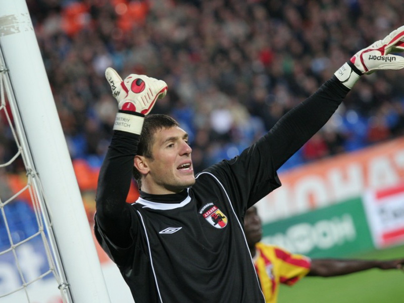 В воротах СКА сыграет Хомич