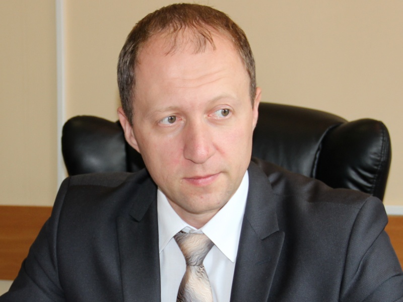 Светят ярко, горят долго, а безопасно ли?