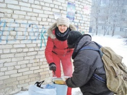 Горячие обеды для обездоленных