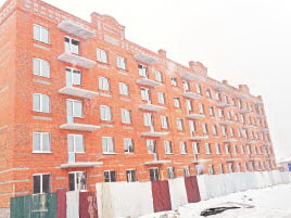 Розово-серое барокко в Северном