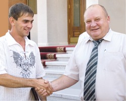 А строить надо
