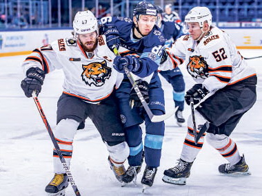 Как ни бились - проиграли