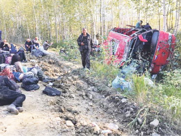 Двое из перевернувшегося автобуса - в реанимации
