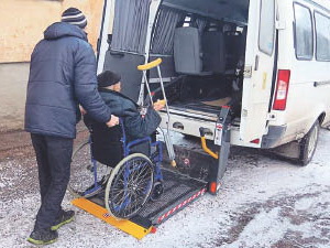Вводится лимит на поездки в «социальном такси»