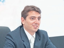 Новый сезон: Стравинский, Берлиоз, Пьяццолла