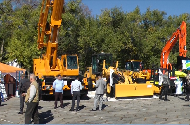 XIX Специализированная выставка «Транспорт ДВ региона-2015. Спецтехника, автомобили, перевозки» пройдет в сентябре