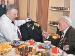 С днём рождения, ветеран!  