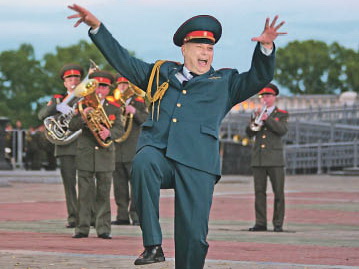 Когда говорят музы, пушки молчат