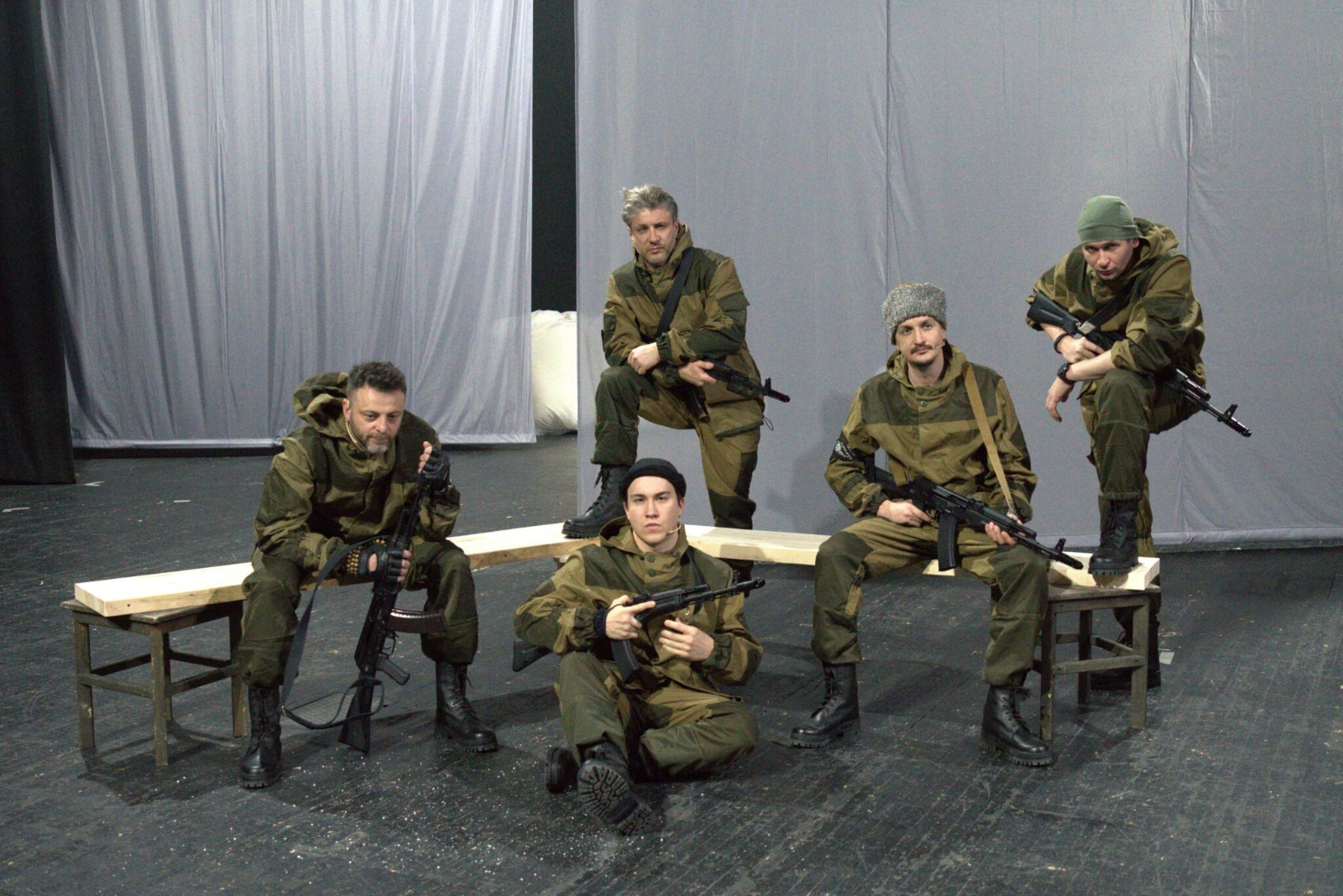 «Говорят погибшие герои» -  спектакль, основанный на реальных событиях