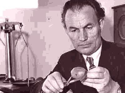 Он любил всё, что растёт на земле