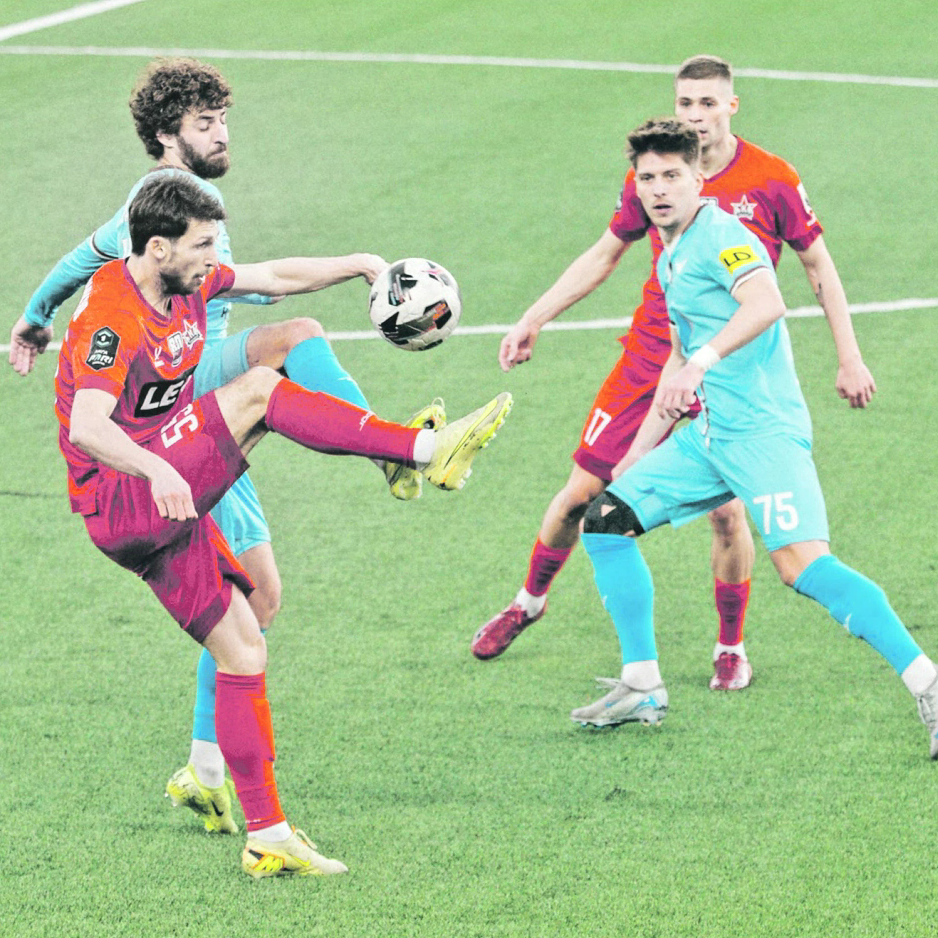 «СКА-Хабаровск» забил четыре мяча, но засчитали только два