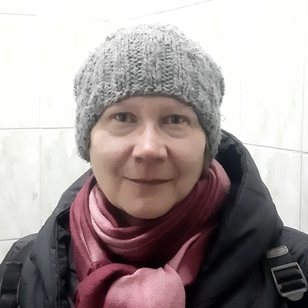 Лариа ПОПОВА.jpg Лариа ПОПОВА.jpg