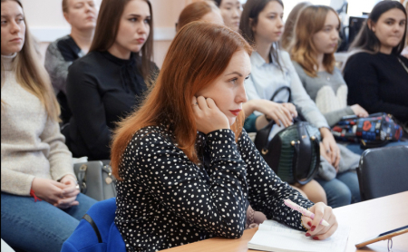 Развитие инклюзивного образования в вузах продолжают обсуждать в ТОГУ