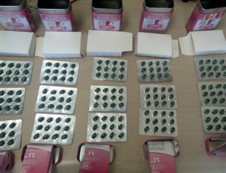 Таблетки для похудения не прошли таможенный контроль в Хабаровске