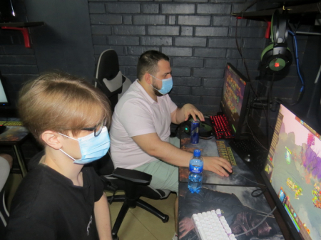 Не путайте киберспортсменов с игроманами