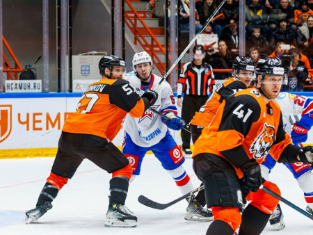 «Амур» прервал серию из шести поражений