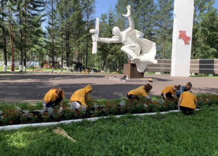 В Хабаровском крае на старте смены трудовых отрядов школьников