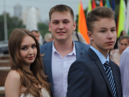 Когда уйдём со школьного двора