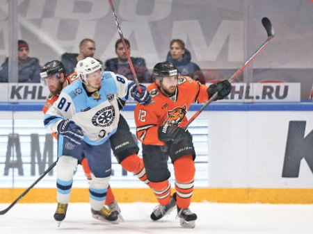 Пока есть шансы, надо играть