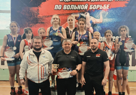 Команда Хабаровского края выиграла второй этап Спартакиады по спортивной борьбе