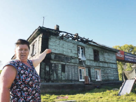 В доме без крыши продолжают жить люди